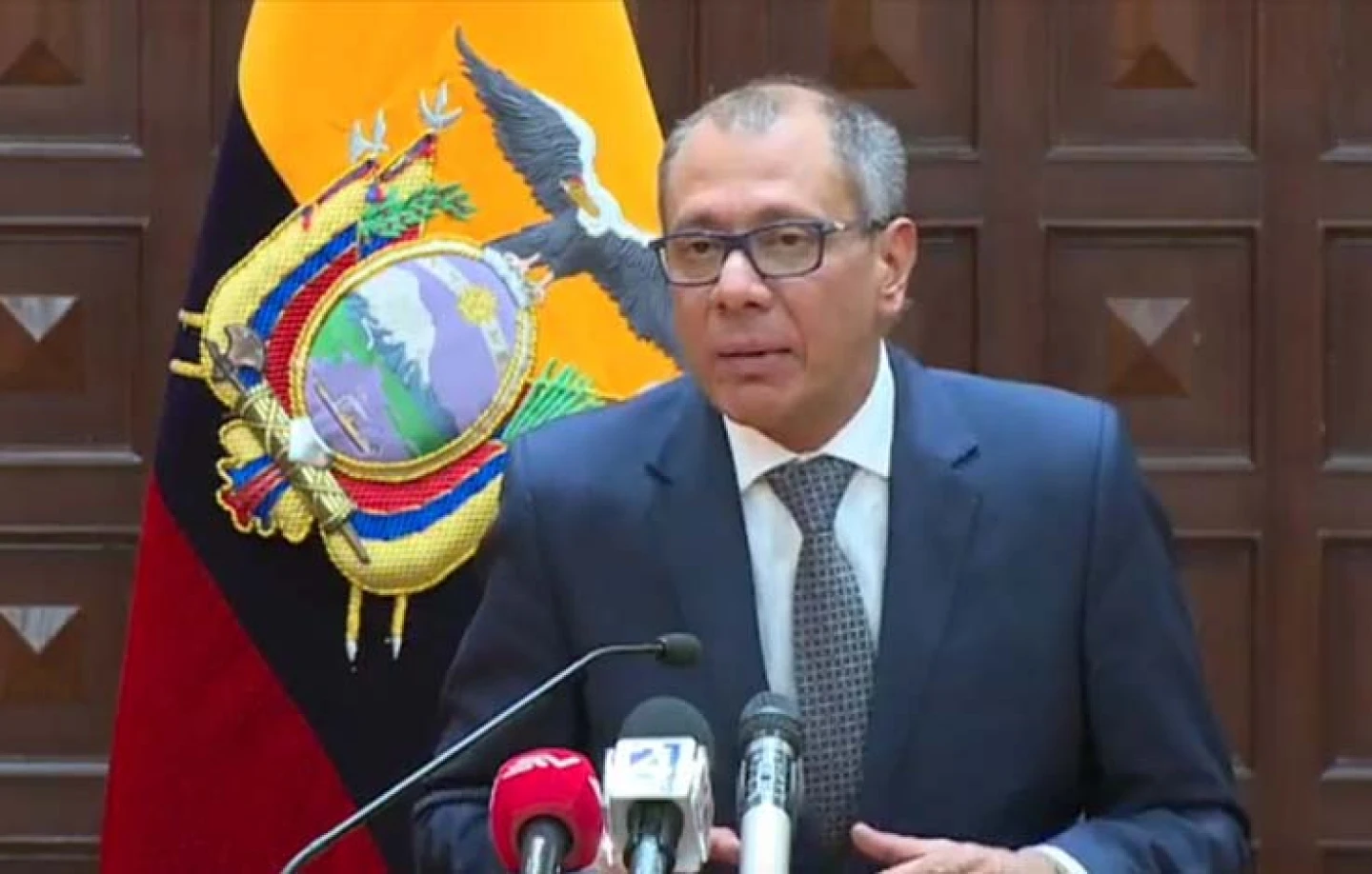 México dará asilo político a exvicepresidente de Ecuador